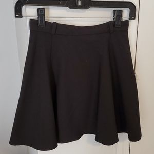 NWOT  H&M Skater skirt